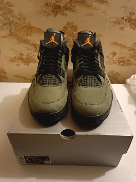 Jordan 4 Undefeated