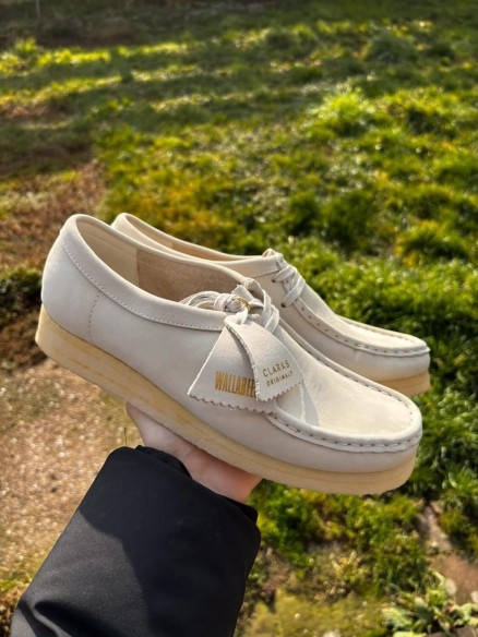 Mocassins en cuir blanc Clarks Wallabee - Taille 41,5 - Neuf