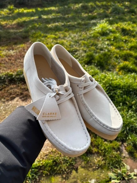 Mocassins en cuir blanc Clarks Wallabee - Taille 40 - Neuf