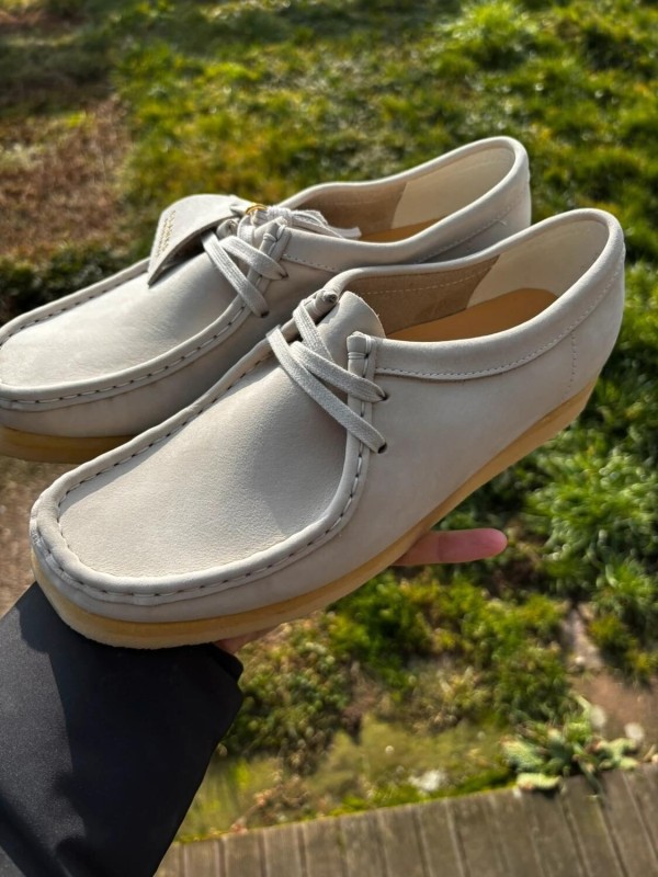 Mocassins en cuir blanc Clarks Wallabee - Taille 40 - Neuf 2
