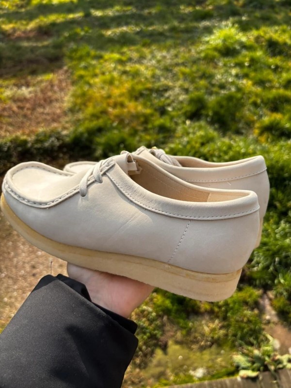 Mocassins en cuir blanc Clarks Wallabee - Taille 40 - Neuf 2