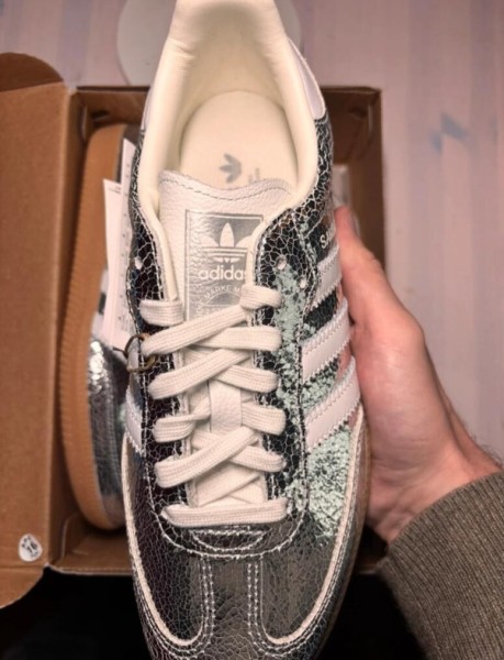 adidas samba og argenté cracked leather metallic taille 38
