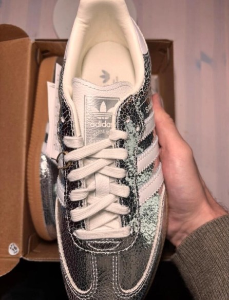 adidas samba og argenté cracked leather metallic taille 38