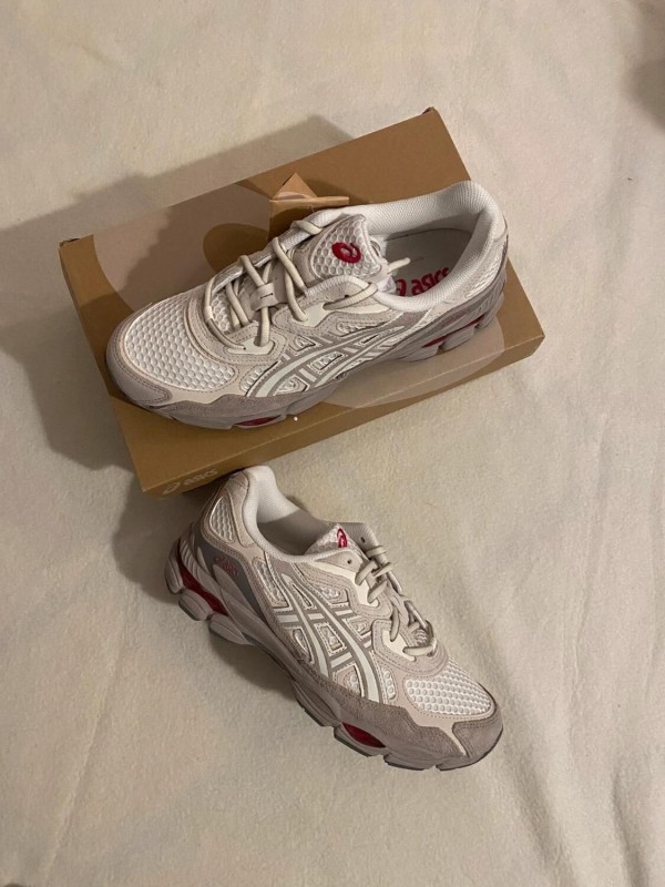 asics gel nyc cream moonrock pink / cream cloud grey / gris crème 2