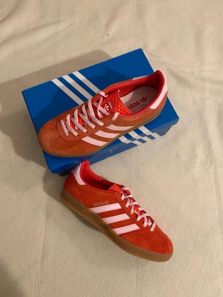 adidas gazelle indoor pink ruby red / rose rouge