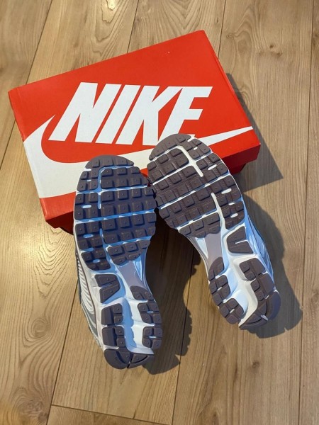 Nike zoom vomero 5 vast grey purple / metallic silver / photon dust