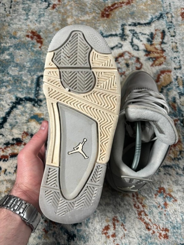 Air Jordan 4 Frozen 2