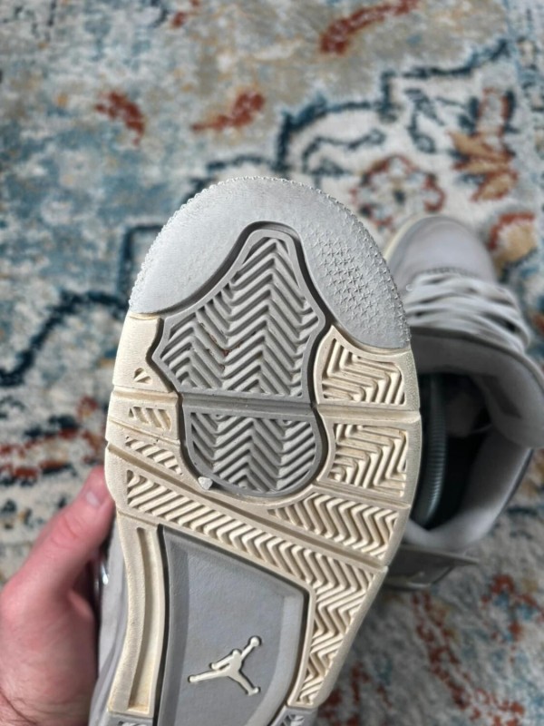 Air Jordan 4 Frozen 2