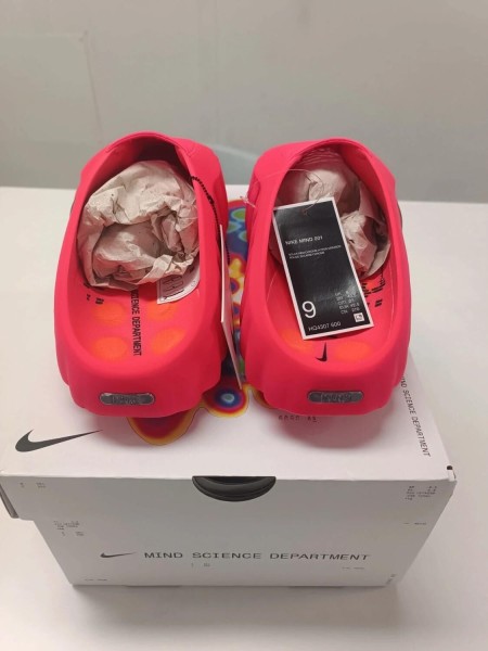 Nike Mind 001 Slide Solar Red 42,5