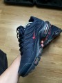 Nike air max plus bleu foncé et rouge