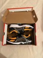 Nike zoom vomero 5 sundial black orange / noir jaune orange
