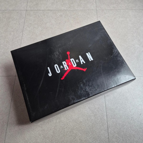 Jordan 9 OG "Olive"