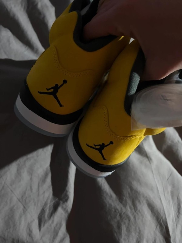 Nike Air Jordan 5 Tokyo 2
