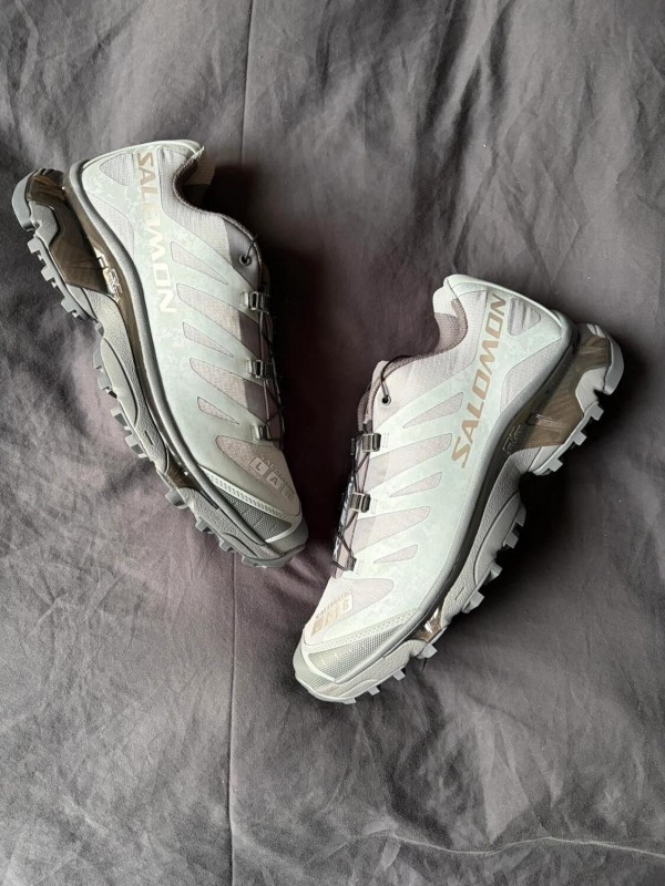 Salomon XT4 Black and Grey