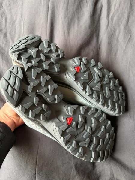 Salomon XT4 Black and Grey