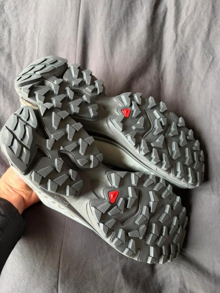 Salomon XT4 Black and Grey