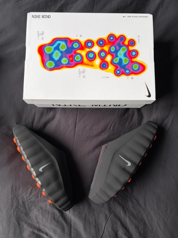Nike Mind 001 Black Crimson