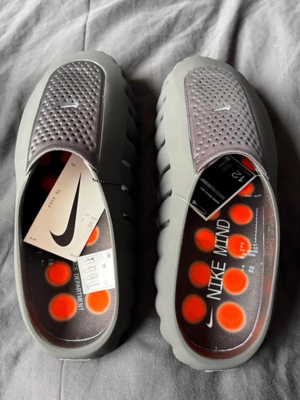 Nike Mind 001 Black Crimson 2