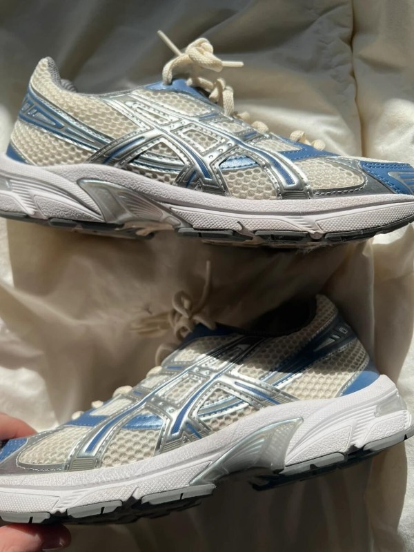 Ascis gel 1130 white shark skin 2