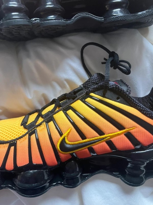 Nike shox TL neuve t42 2