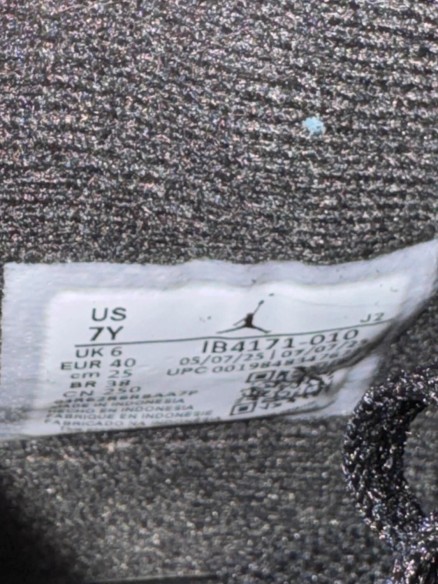 Jordan 4 Black Cat - Taille 40