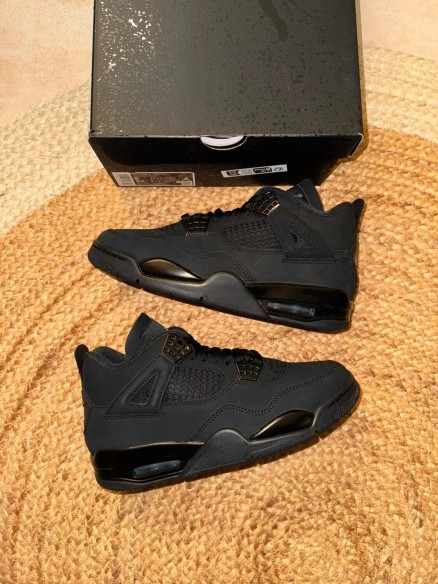 Jordan 4 Black Cat - Taille 41