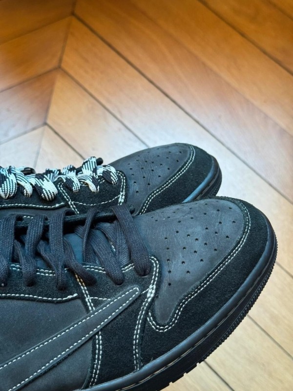 Air Jordan 1 Low Travis Scott Black Phantom 2