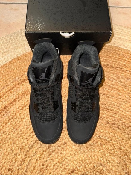 Jordan 4 Black Cat - Taille 42