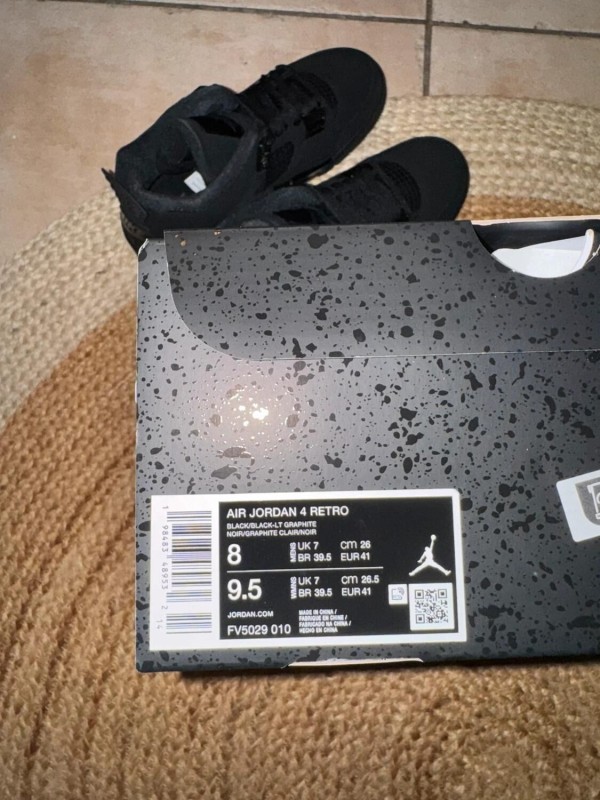 Jordan 4 Black Cat - Taille 41 2