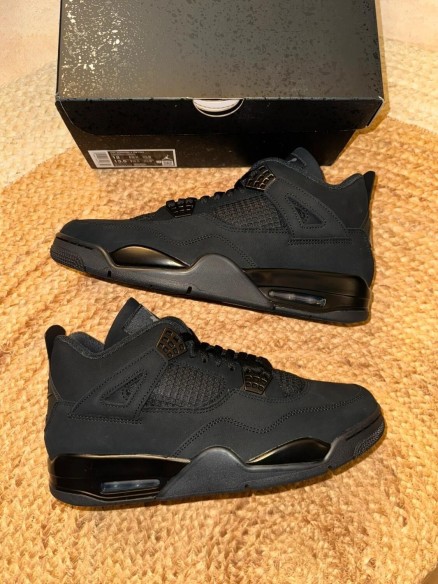 Jordan 4 Black Cat - Taille 46