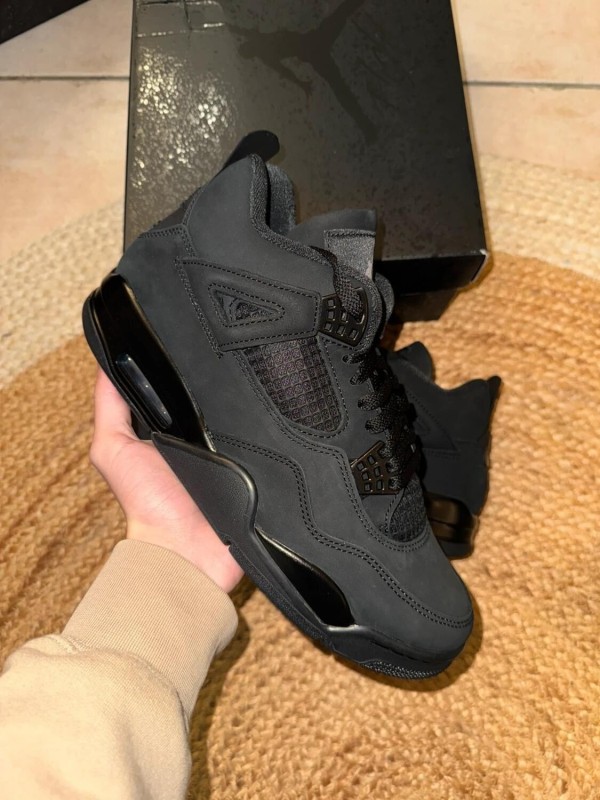 Jordan 4 Black Cat - Taille 44,5