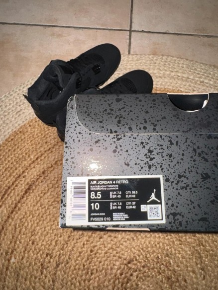 Jordan 4 Black Cat - Taille 42