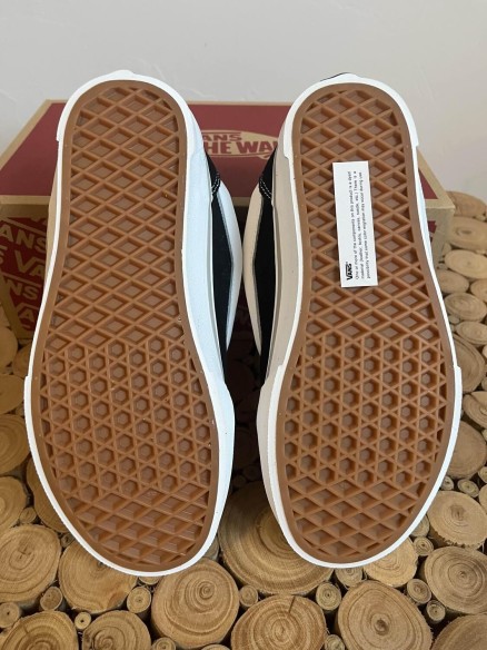 vans knu skool blanche et noire taille 36,5