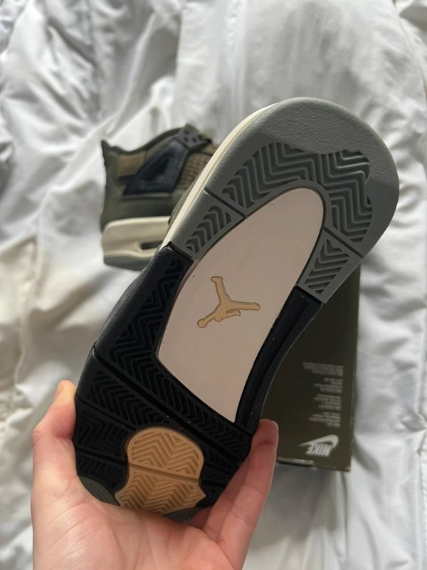 Jordan 4 olive t36,5 2