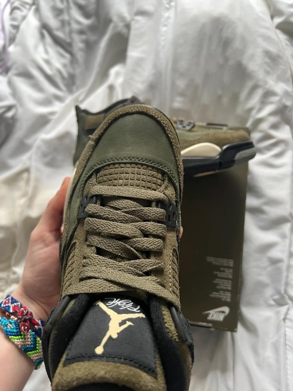 Jordan 4 olive t36,5 2