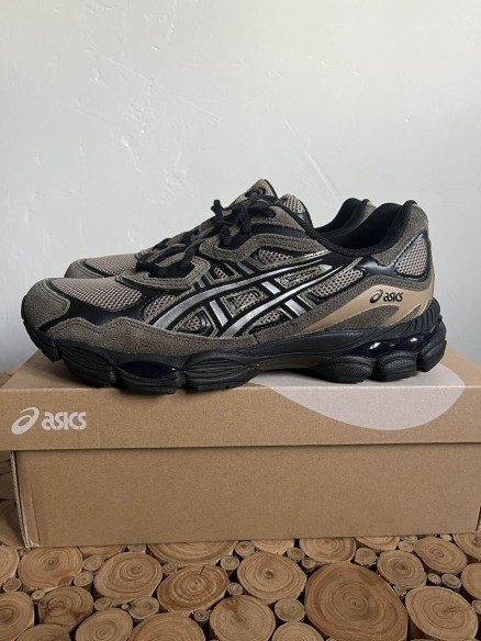 Asics gel NYC Pepper Black