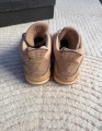 Jordan 4 Shimmer Rose Beige - 39