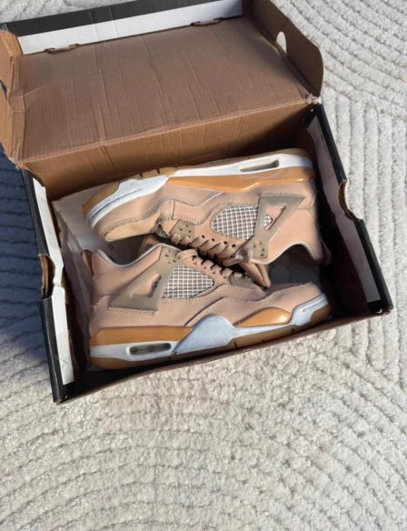 Jordan 4 Shimmer Rose Beige - 39