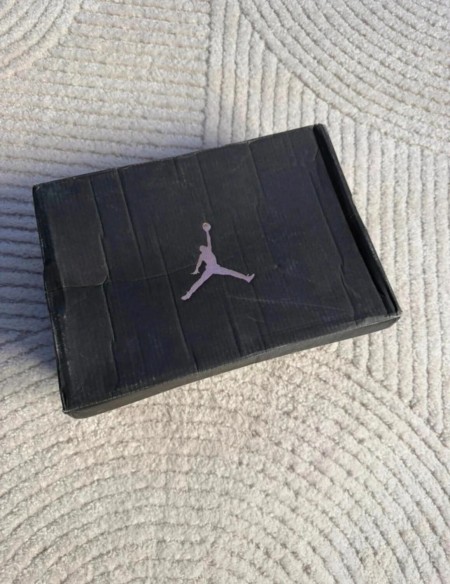Jordan 4 Shimmer Rose Beige - 39