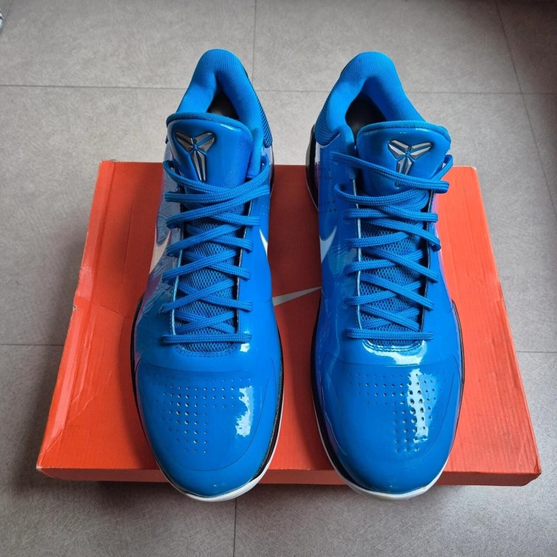Kobe 5 "Miles Davis" 2