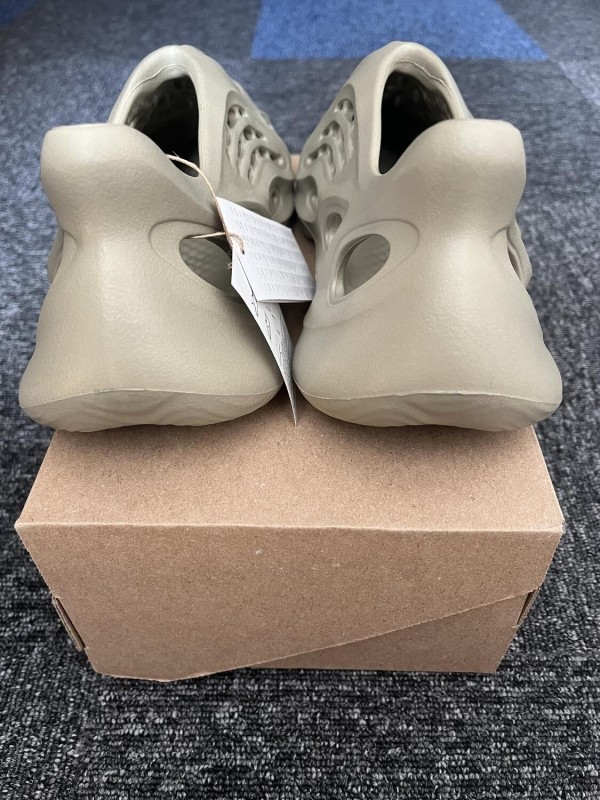 adidas Yeezy Foam RNR Stone Salt 2
