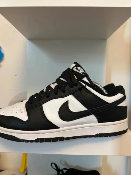 Nike Dunk Low Panda