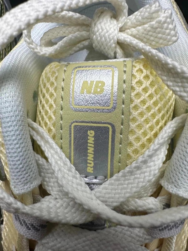 New Balance 1906R Pastel Pack - Taille 42,5 2