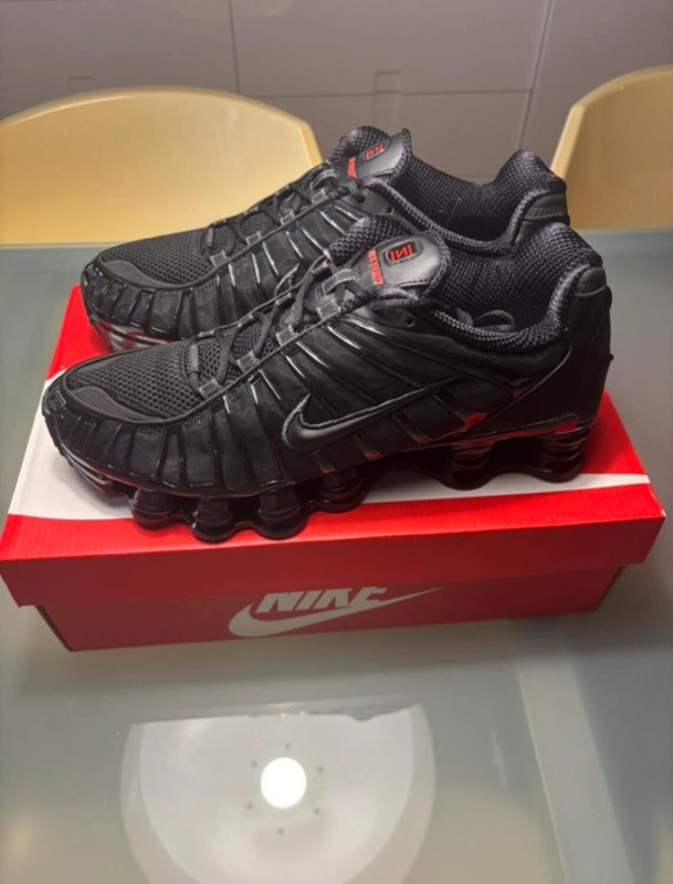 Nike Shox tl black taille 45,5 2