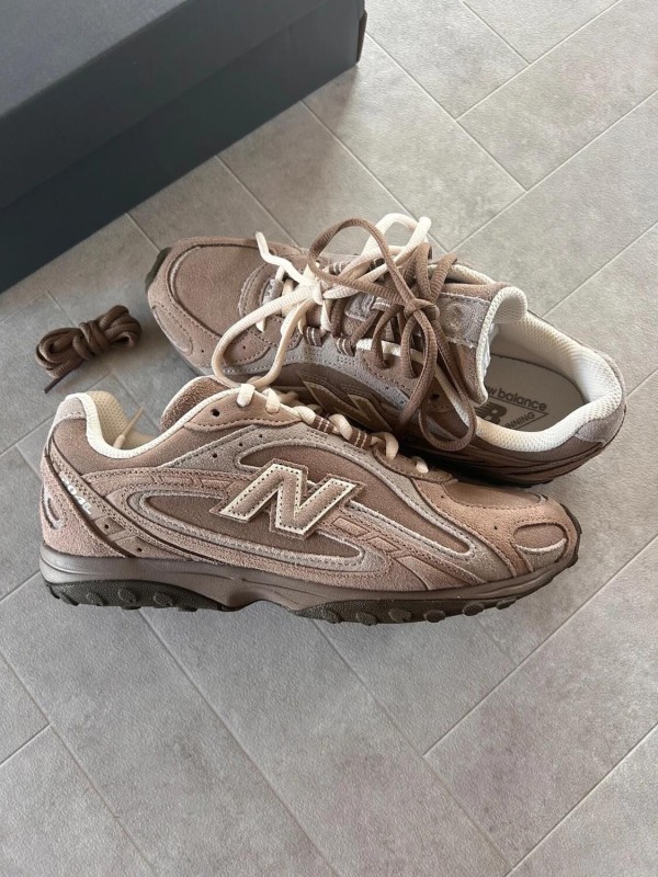 New Balance 204l mushroom brown arid stone cream white 2