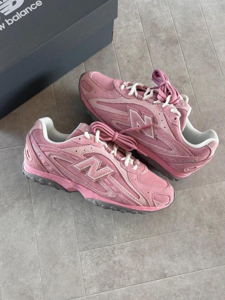 New Balance NAKED 204l pink overdye white