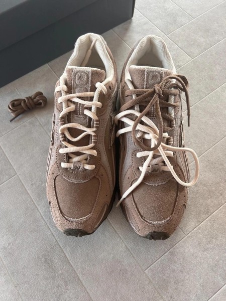 New Balance 204l mushroom brown arid stone cream white