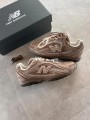 New Balance 204l mushroom brown arid stone cream white