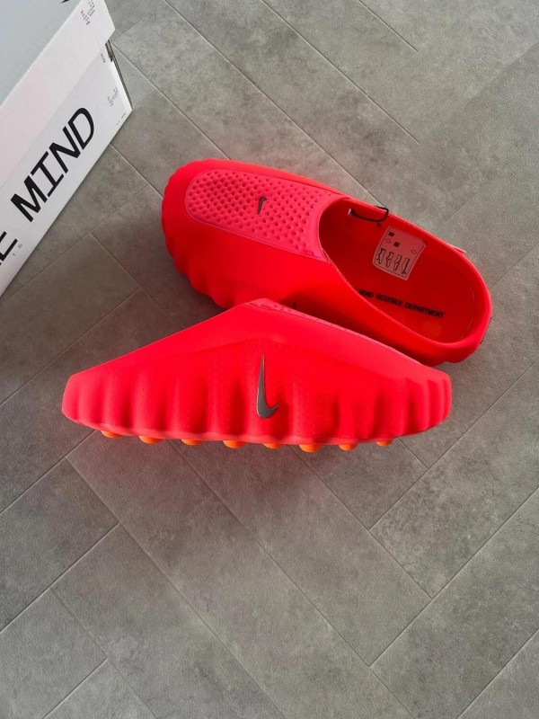 Nike Mind 001 crimson solar red 2