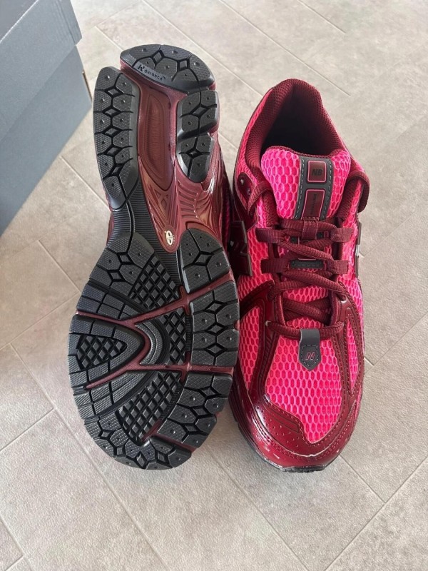 New Balance 1906R unisex pink trail mix maroon 2